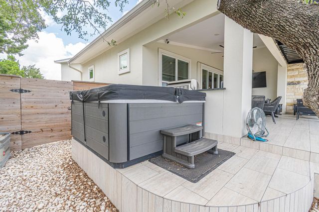 228 Cruising Oak ST, San Marcos, TX 78666