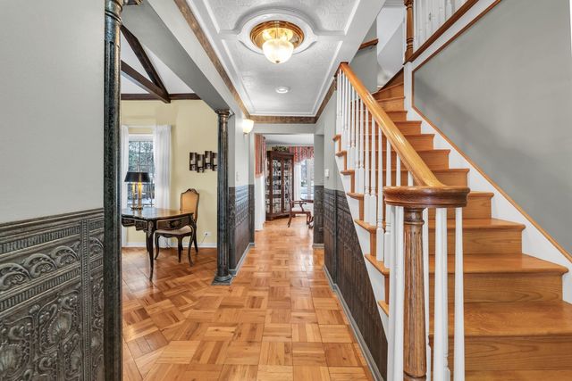 10 Deerpath Lane, Palos Park, IL 60464