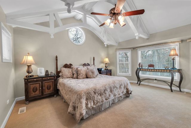 10 Deerpath Lane, Palos Park, IL 60464