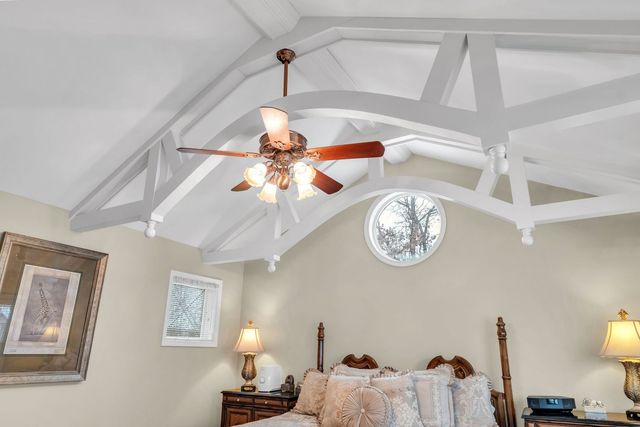 10 Deerpath Lane, Palos Park, IL 60464