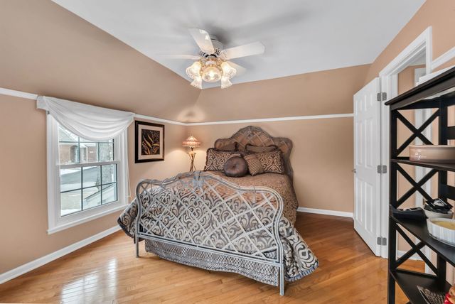 10 Deerpath Lane, Palos Park, IL 60464