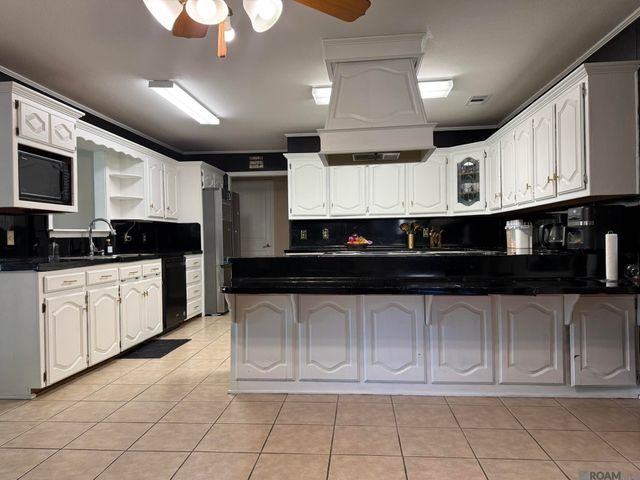 459 Nancy Dr, Baton Rouge, LA 70819