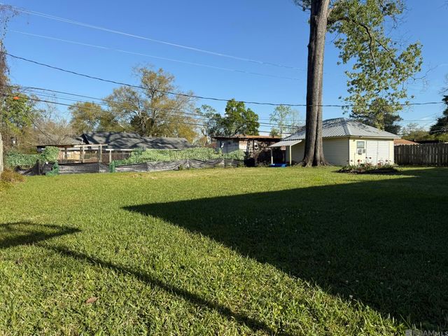 459 Nancy Dr, Baton Rouge, LA 70819