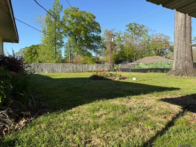 459 Nancy Dr, Baton Rouge, LA 70819