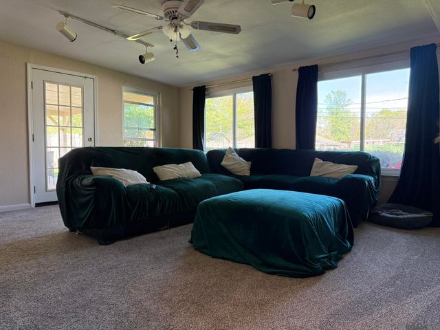 459 Nancy Dr, Baton Rouge, LA 70819