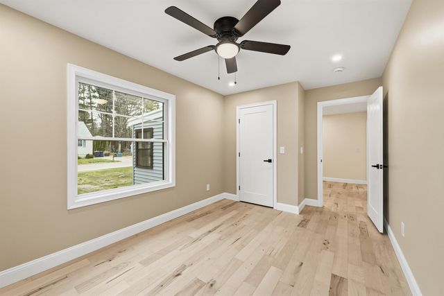 15 Walton Road, Plaistow, NH 03865