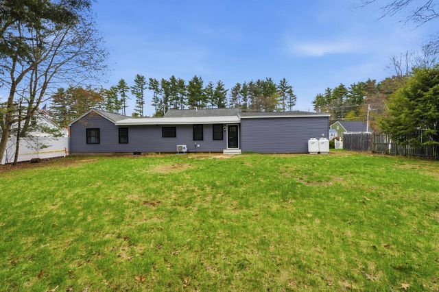 15 Walton Road, Plaistow, NH 03865