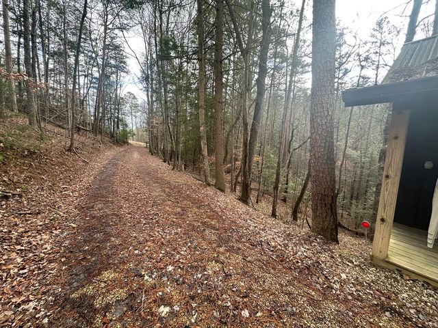 572 Paradise Drive, Rogers, KY 41365