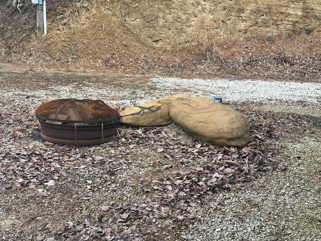 572 Paradise Drive, Rogers, KY 41365