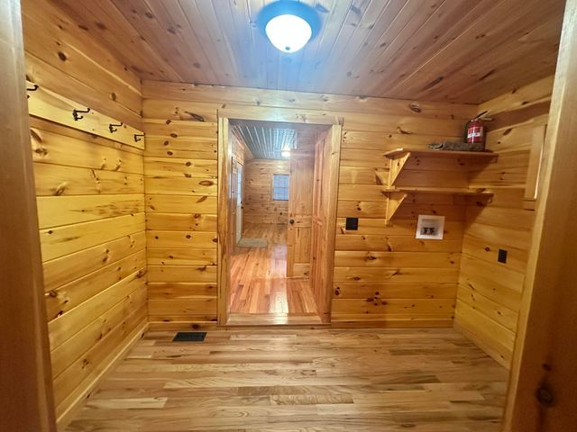 572 Paradise Drive, Rogers, KY 41365