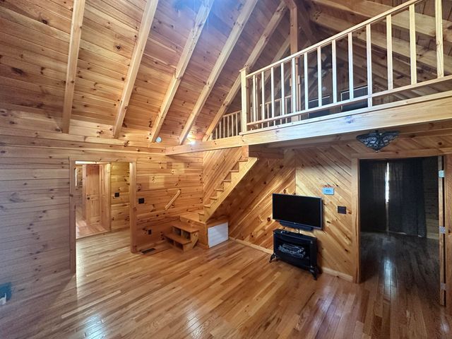 572 Paradise Drive, Rogers, KY 41365