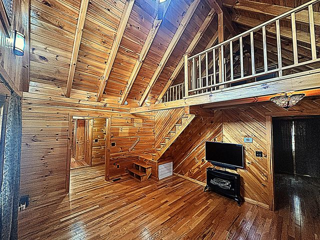 572 Paradise Drive, Rogers, KY 41365