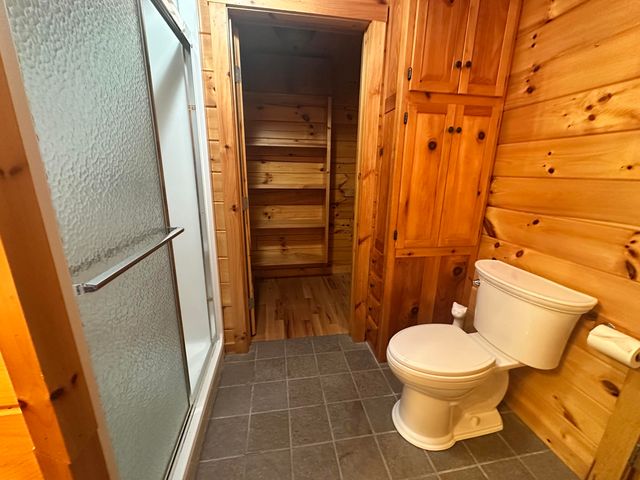 572 Paradise Drive, Rogers, KY 41365