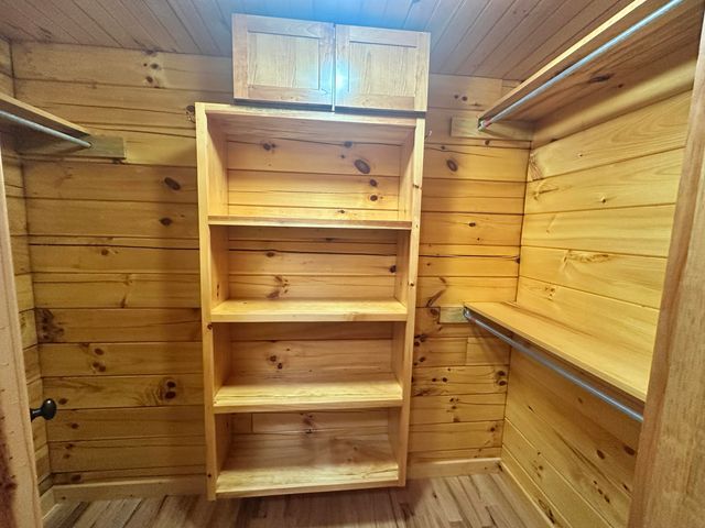 572 Paradise Drive, Rogers, KY 41365