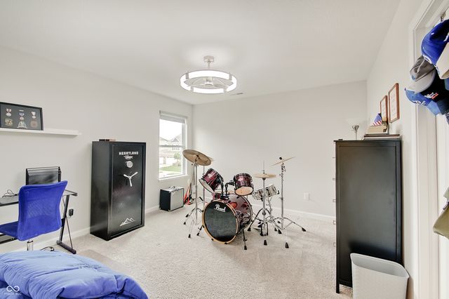 4242 Ironclad Drive, Bargersville, IN 46106