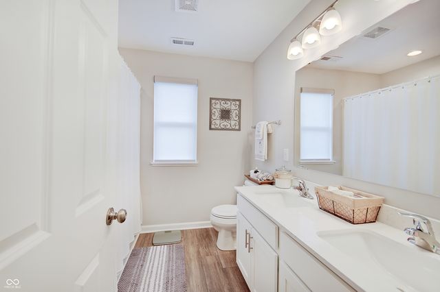 4242 Ironclad Drive, Bargersville, IN 46106
