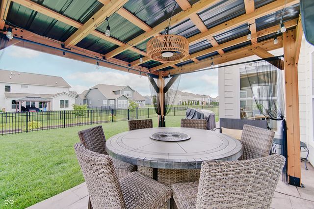 4242 Ironclad Drive, Bargersville, IN 46106