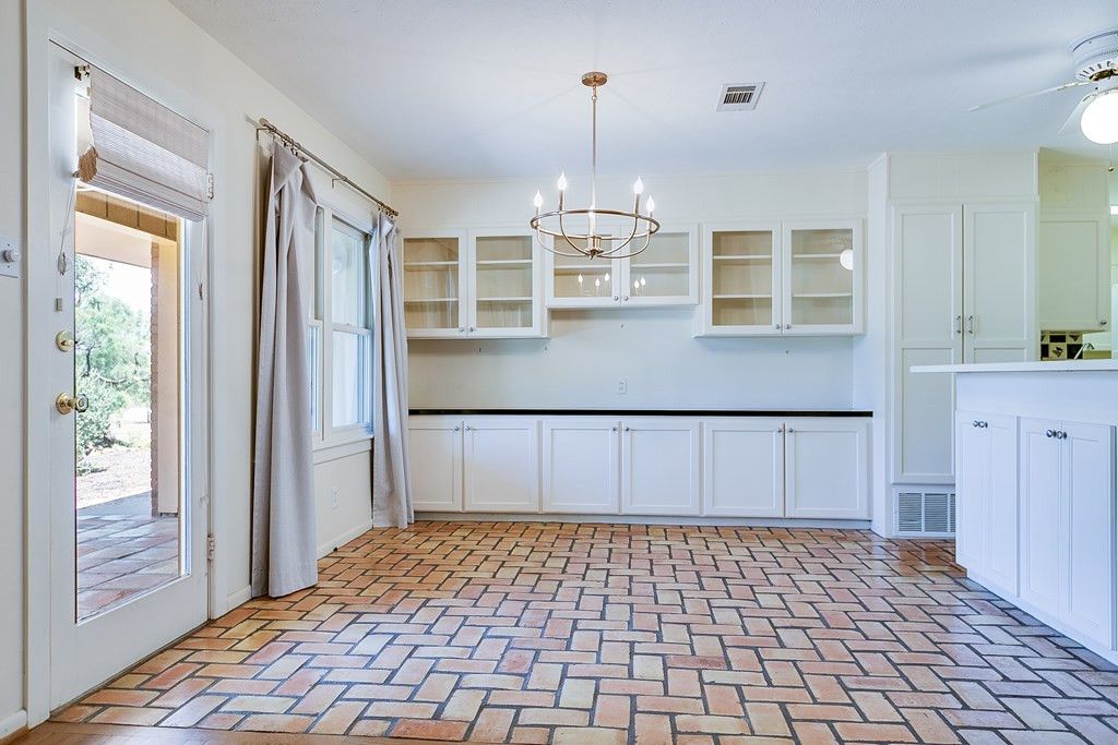 Image 20 of property listing at 2640 Vista Del Arroyo, San Angelo, TX 76904