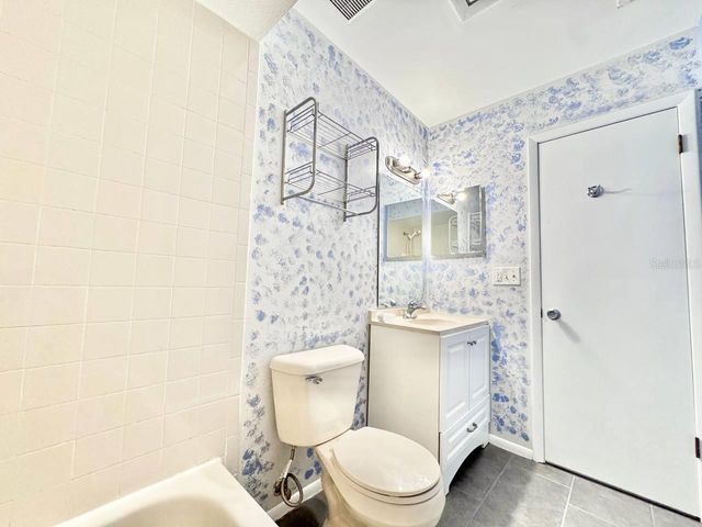 5124 GAINSVILLE DRIVE, Temple Terrace, FL 33617