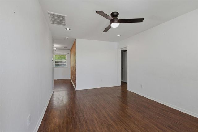 13908 N Everest Avenue, Edmond, OK 73013