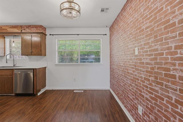 13908 N Everest Avenue, Edmond, OK 73013