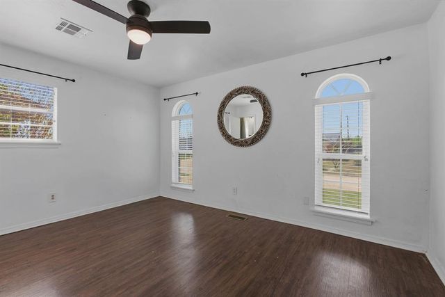 13908 N Everest Avenue, Edmond, OK 73013