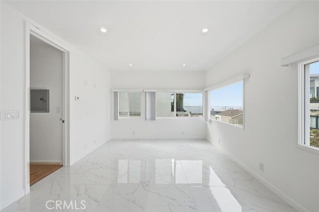 220 39th B, Manhattan Beach, CA 90266