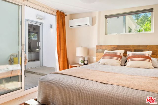 1240 N Spaulding Avenue, West Hollywood, CA 90046