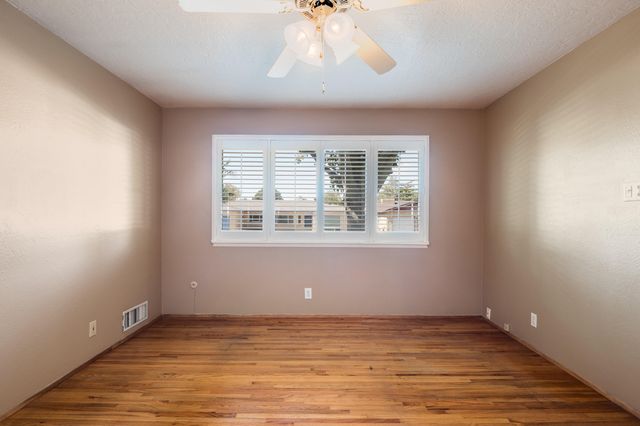 2912 MESILLA Street NE, Albuquerque, NM 87110