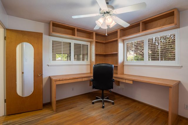 2912 MESILLA Street NE, Albuquerque, NM 87110