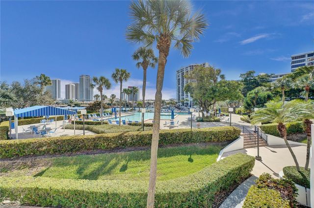 2500 Parkview Dr 808, Hallandale Beach, FL 33009