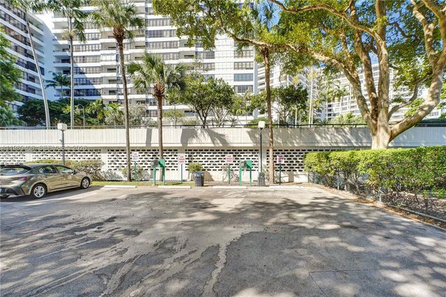 2500 Parkview Dr 808, Hallandale Beach, FL 33009
