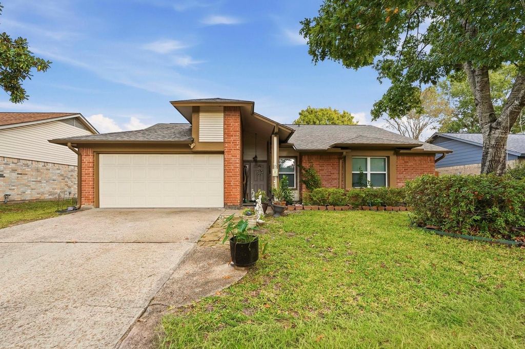 16210 N Cross Drive, Houston, TX 77073