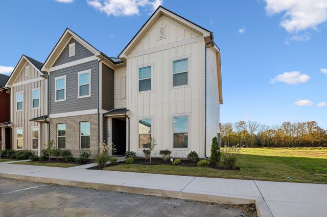 129 Floyd Jct, Lebanon, TN 37087