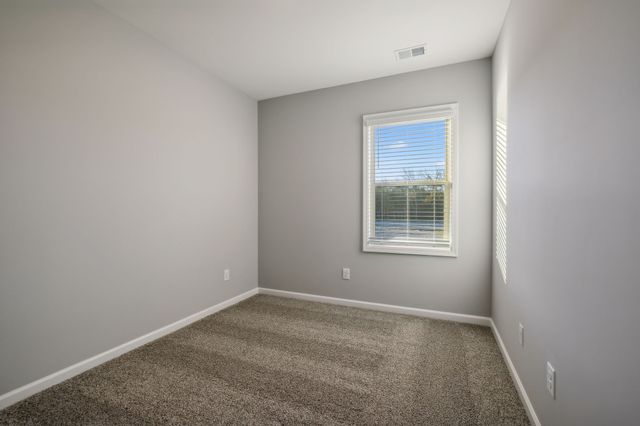 129 Floyd Jct, Lebanon, TN 37087