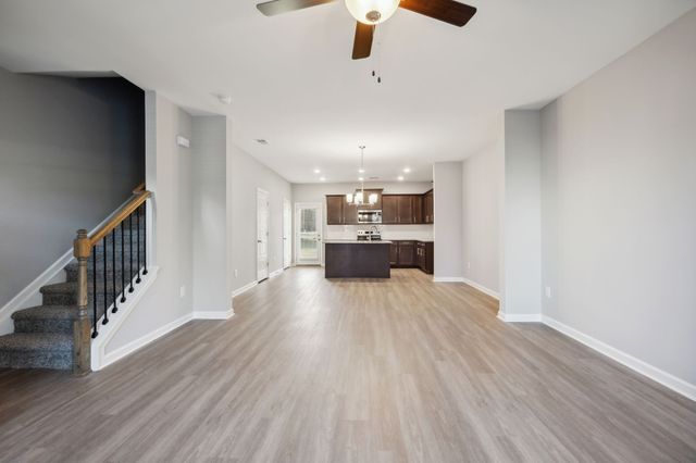129 Floyd Jct, Lebanon, TN 37087