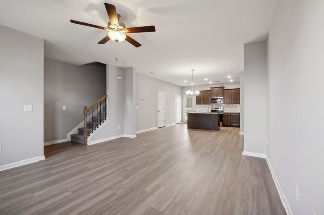 129 Floyd Jct, Lebanon, TN 37087