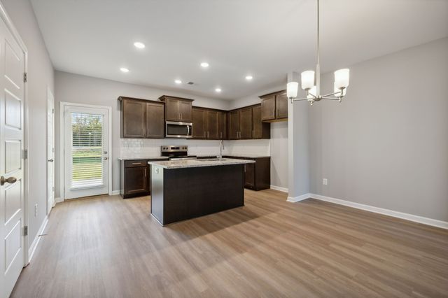 129 Floyd Jct, Lebanon, TN 37087