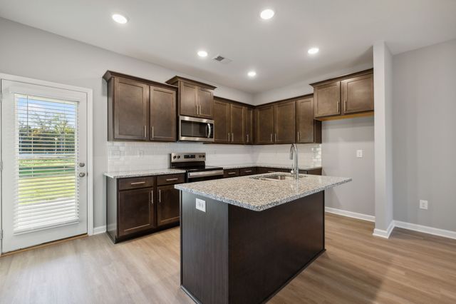 129 Floyd Jct, Lebanon, TN 37087