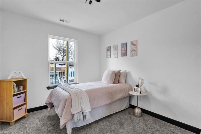 26 Booker ST, Hampton, VA 23663