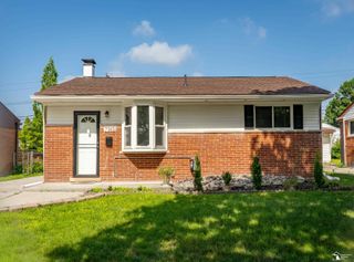 7362 Elm Street, Taylor, MI 48180