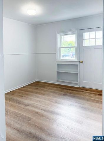 115 Allendale Road 3, Allendale, NJ 07401