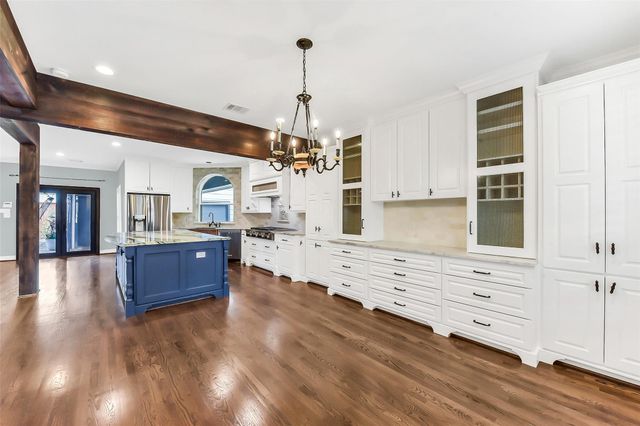 4408 Mildred Street, Bellaire, TX 77401