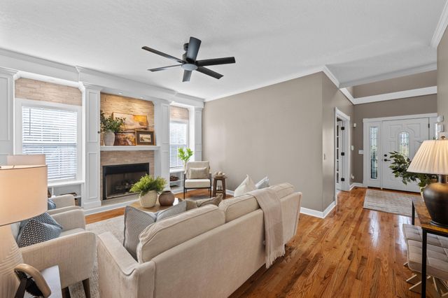 8912 Grey Mountain Drive, Ooltewah, TN 37363