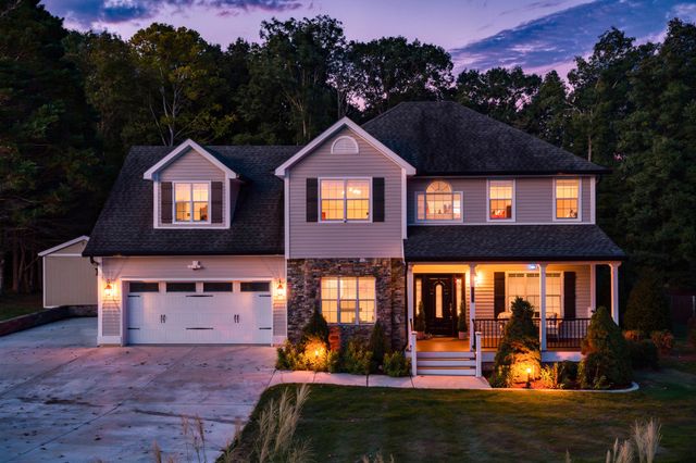 8912 Grey Mountain Drive, Ooltewah, TN 37363