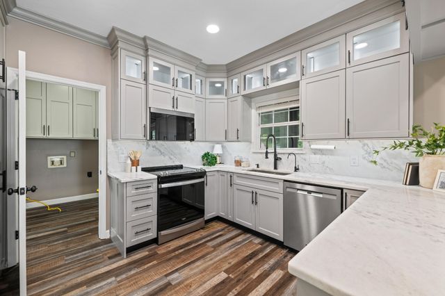 8912 Grey Mountain Drive, Ooltewah, TN 37363