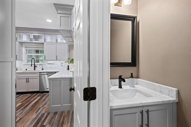8912 Grey Mountain Drive, Ooltewah, TN 37363