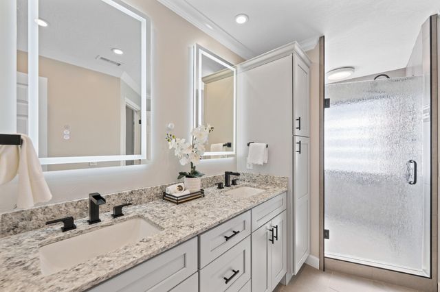 8912 Grey Mountain Drive, Ooltewah, TN 37363