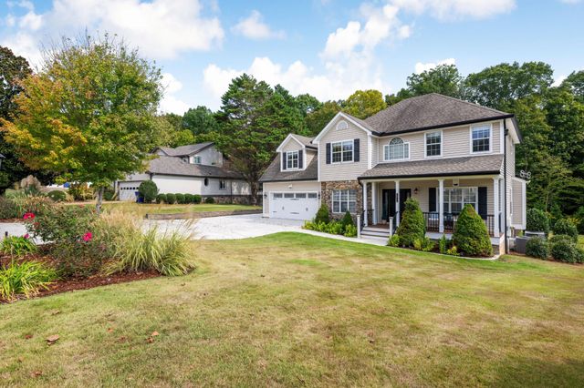 8912 Grey Mountain Drive, Ooltewah, TN 37363