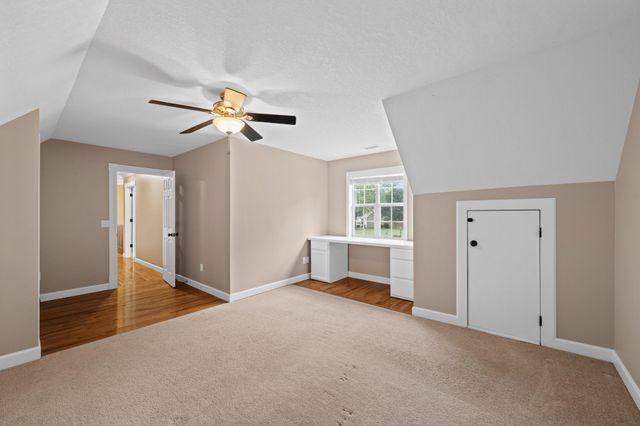 8912 Grey Mountain Drive, Ooltewah, TN 37363